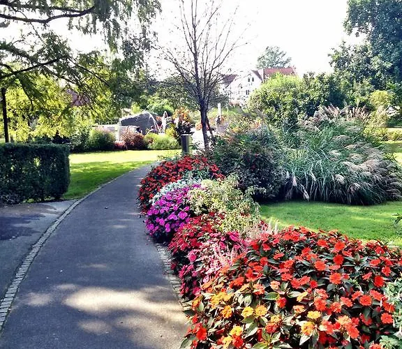 费迪南德公寓 *